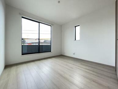 2階にはお部屋が3部屋！全部屋に収納が付いています＾＾