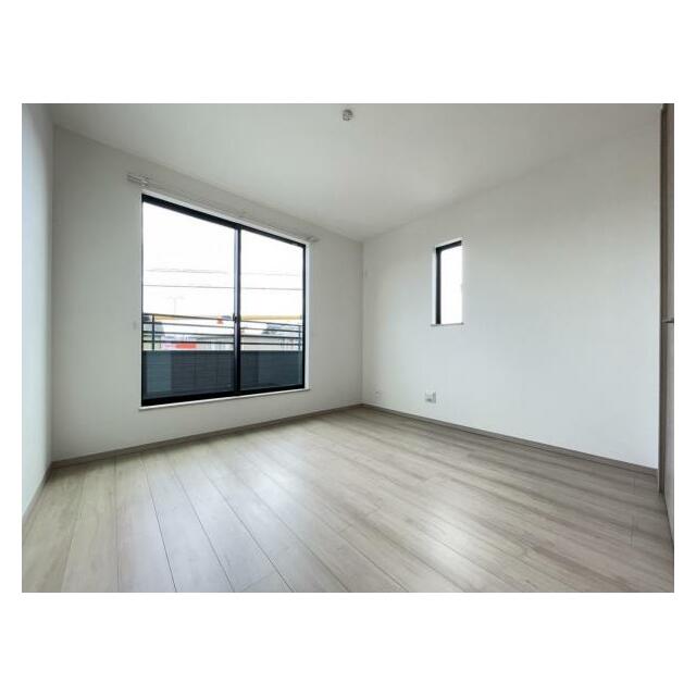 2階にはお部屋が3部屋！全部屋に収納が付いています＾＾