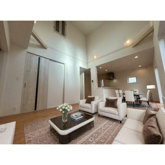 【1号棟】LDK（18.37J）