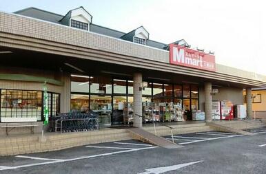 エムマート八景水谷店