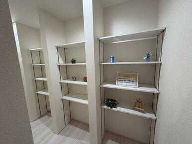 部屋をすっきりさせるのに欠かせない収納。まめに整理整頓したくなる！（3号棟）