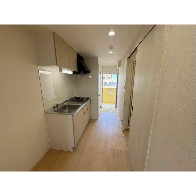 ※302号室の室内写真を掲載しております。