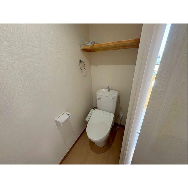 ※302号室の室内写真を掲載しております。