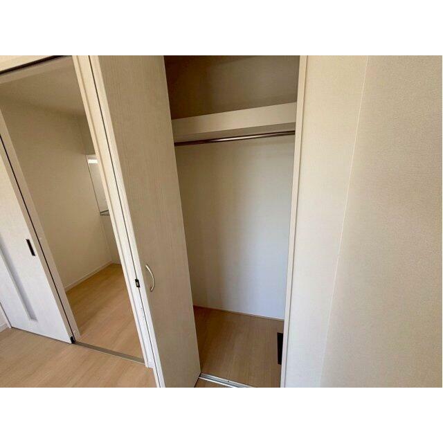 ※302号室の室内写真を掲載しております。