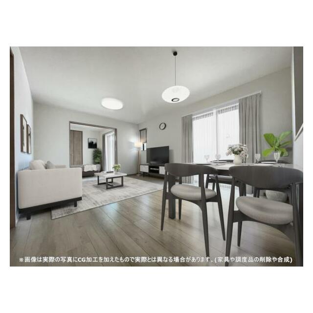 開放感のあるゆとりあるリビング。採光にもこだわった居心地の良い空間です♪