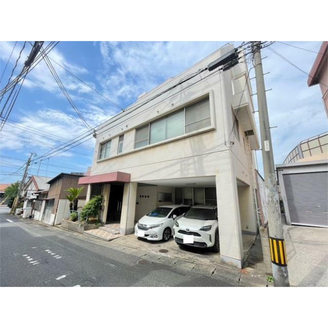 カースペースは並列２台駐車可能です