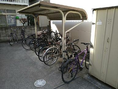駐輪場　自転車＆原付のみ駐輪可