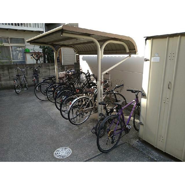 駐輪場　自転車＆原付のみ駐輪可