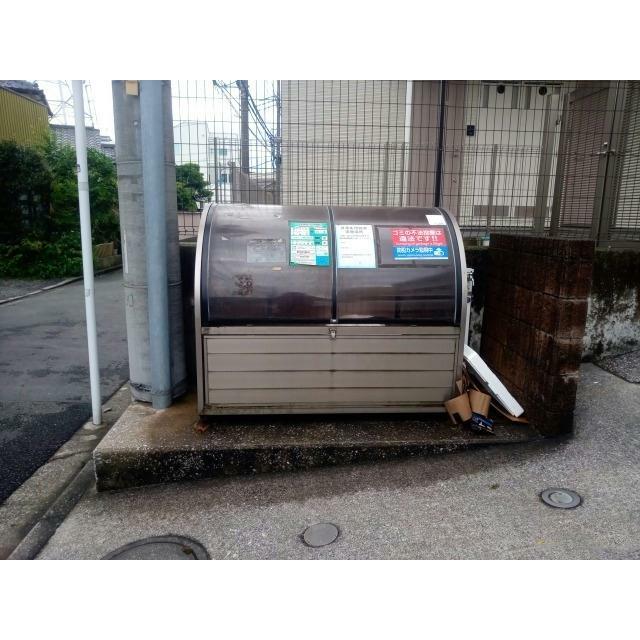 ダストボックス