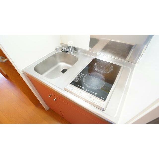 コンパクトなキッチンで掃除もラクラク