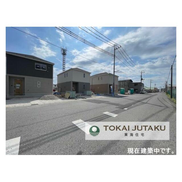 北西側約9.79M幅員の公道。車の出し入れもスムーズに行えますね＾＾