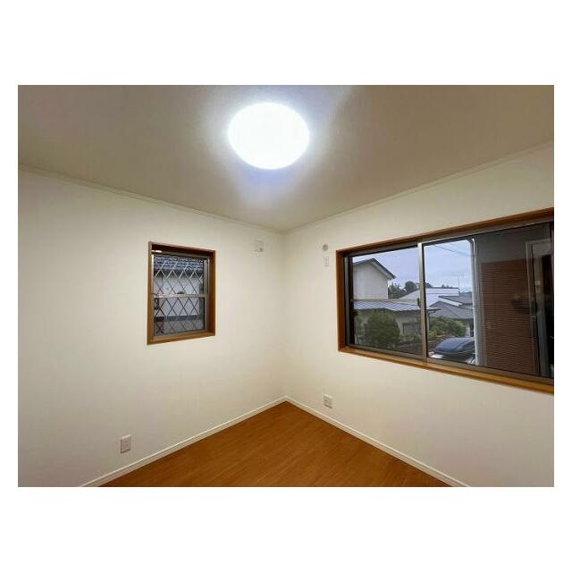 「1階南側洋室」