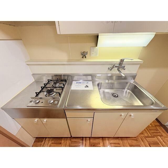 ２口ガスコンロ完備♪