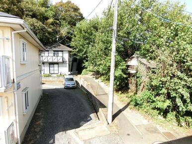 和室側からの景色になります