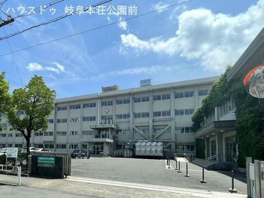 大垣市立中川小学校