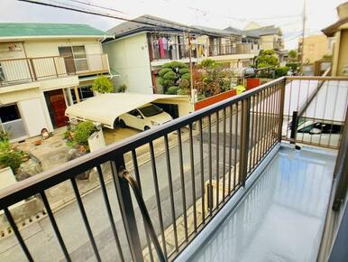 「バルコニー」1階バルコニーの様子です。