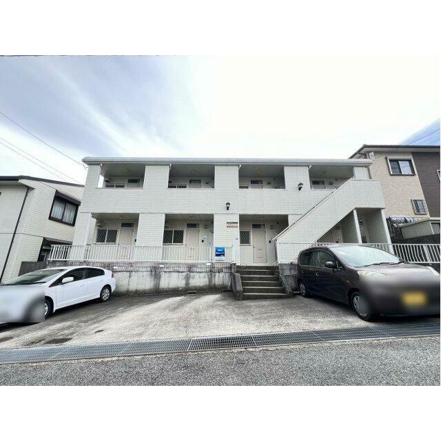 落ち着いた雰囲気の外観です