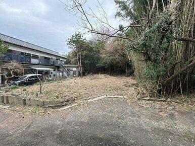 別荘や永住用にピッタリの海近物件！