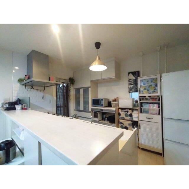 対面式のシステムキッチン