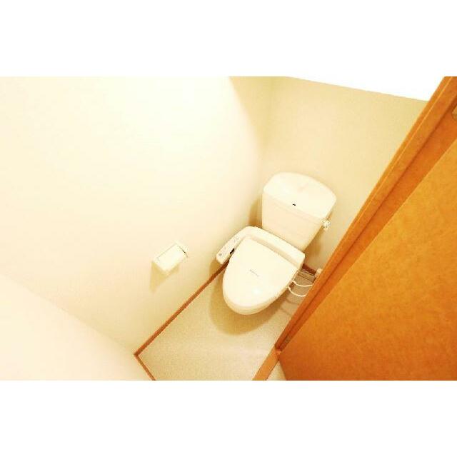 温水洗浄便座を完備しており快適な毎日を！