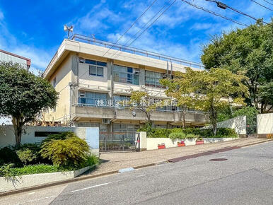 松戸市立根木内中学校