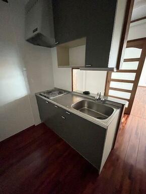 地下ミニキッチン