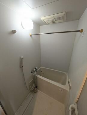 ※クリーニング前の写真です。