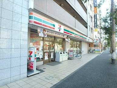 セブンイレブン　横浜宮元町２丁目店