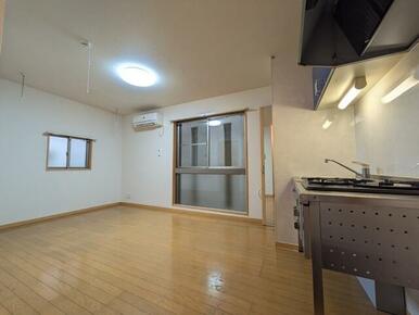 ※クリーニング前の写真です。※照明は残置物です。