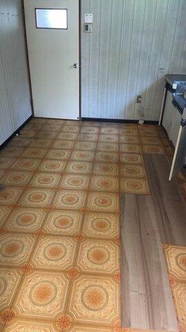 物件画像 直方市 大字頓野 (感田駅) 2階建 4LDK