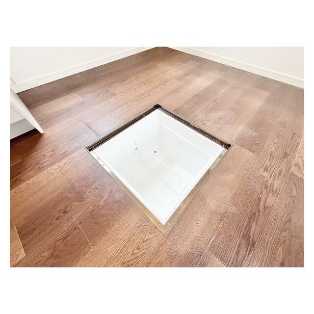 「キッチン」床下収納完備。