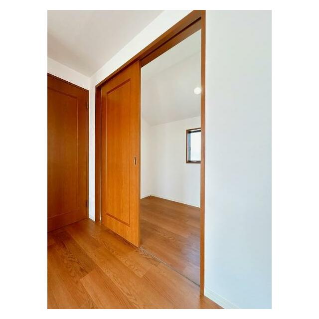 2F東側洋室の納戸