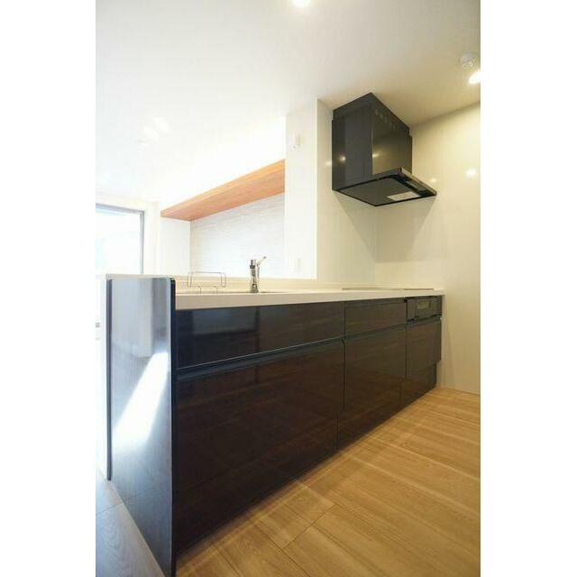 【キッチン】お手入れしやすいＩＨクッキングヒーター