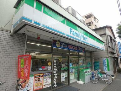 ファミリーマート