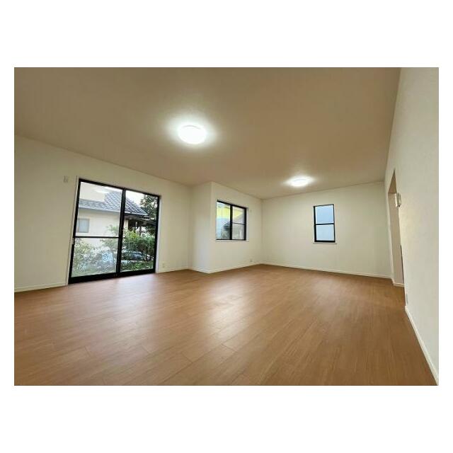 「LDK」20帖以上の開放感のあるリビングです