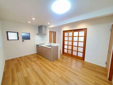 キッチン新品交換済み