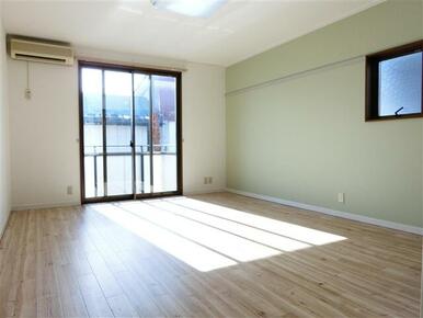 エアコンもついています♪