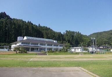 湯元小学校