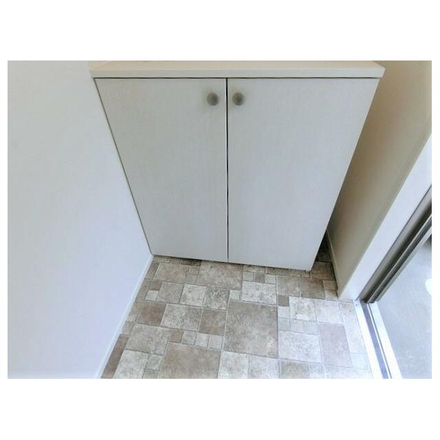 写真は２号室（１号室は反転タイプ）