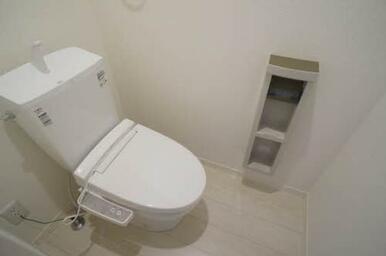 洗浄機能付きのトイレです。