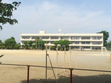 諸川小学校