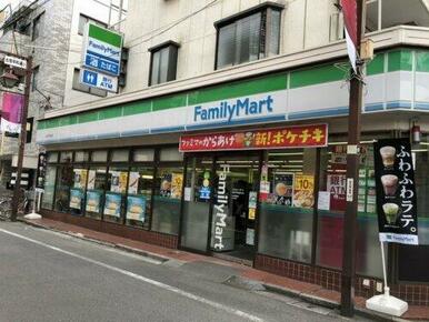 ファミリーマート赤羽平和通り店