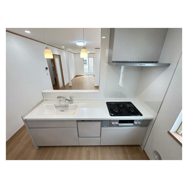 キッチン新品交換済み