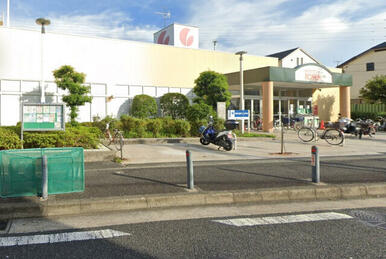 相鉄ローゼン釜利谷店