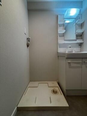 室内洗濯機置場