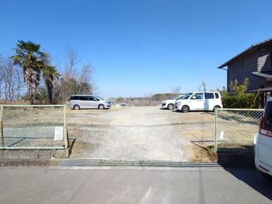 現況月極駐車場です♪