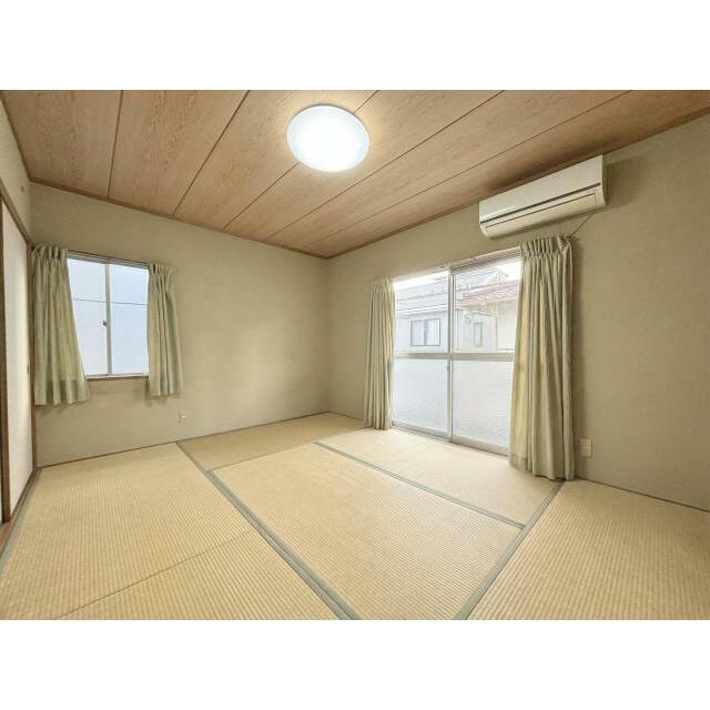 AIにより家具を消去しています。