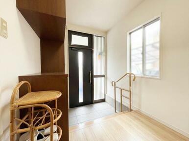 AIにより家具を消去しています。