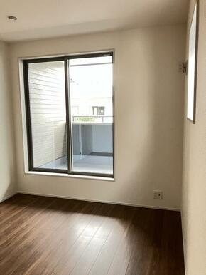 多目的に活用できる洋室（1号棟）