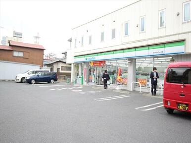 ファミリーマート厚木もとちょう店